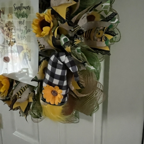 Sunflower knome wreath - Picture 2 of 2